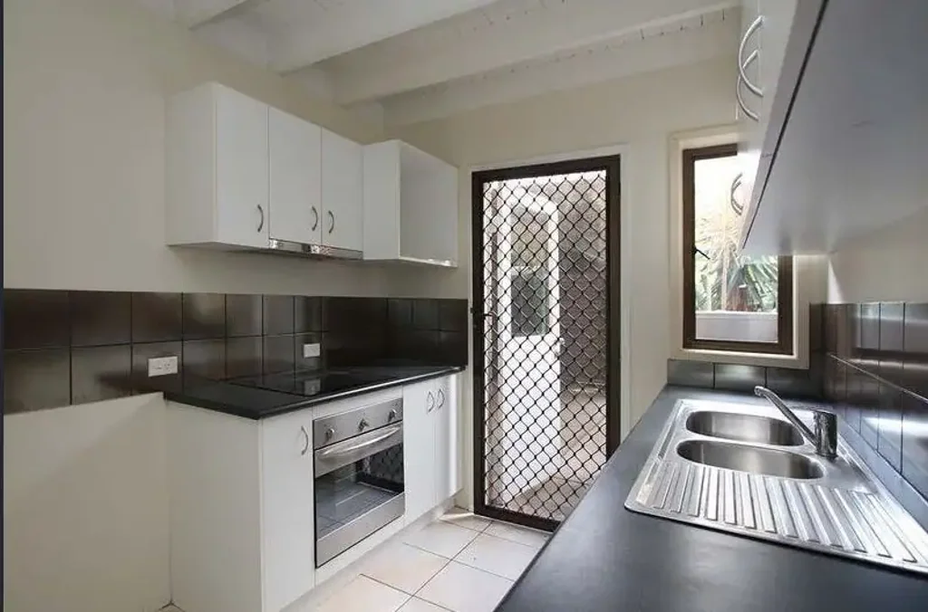 3-Bedroom Townhouse in Convenient Carseldine Location