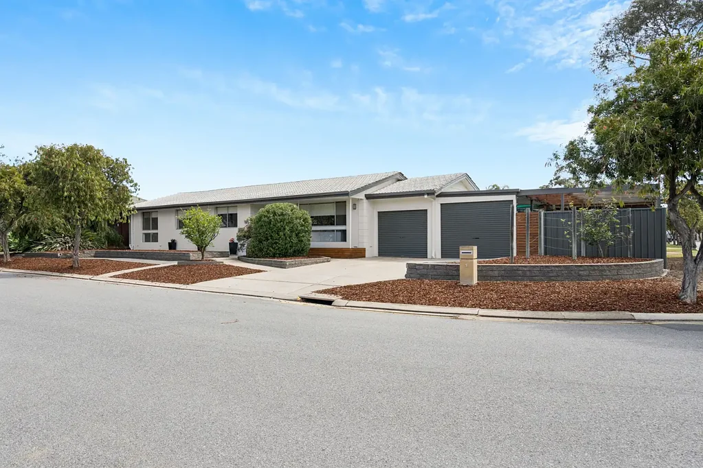 1 Michigan Court, West Lakes, SA 5021