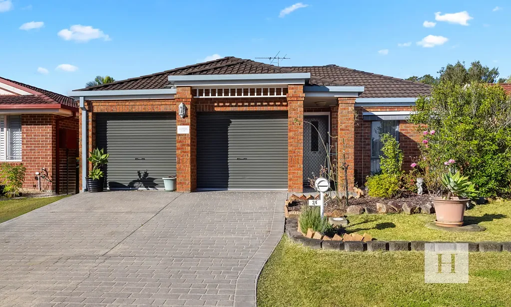 24 Newton Place, Blue Haven, NSW 2262