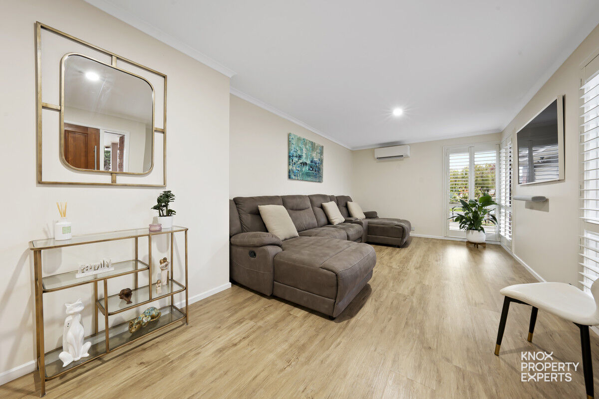 15 FERNLEA AV, ROWVILLE VIC 3178, 0 chambres, 0 salles de bain, House