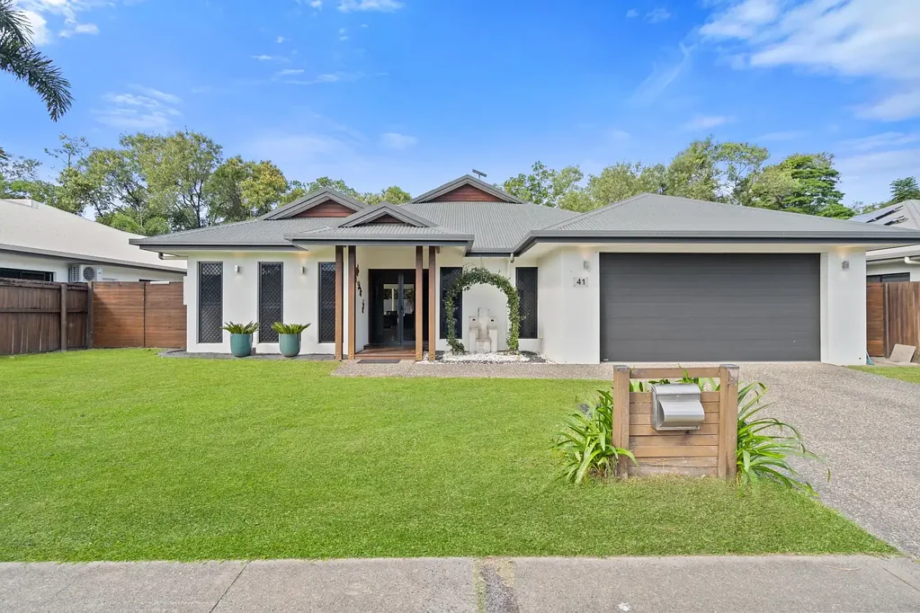 41 Quartzborough Promenade, Trinity Park, QLD 4879