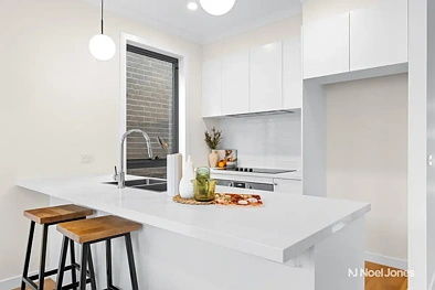 4/5 Parry Street, Croydon, VIC 3136, 3房, 2浴, House