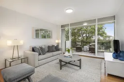 42/299 Burns Bay Road, Lane Cove