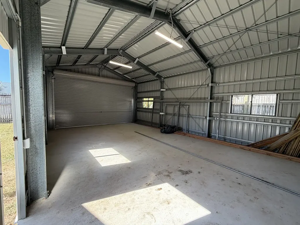 Bushland Beach 4Kwarto Spacious Family Living with Large Powered Shed