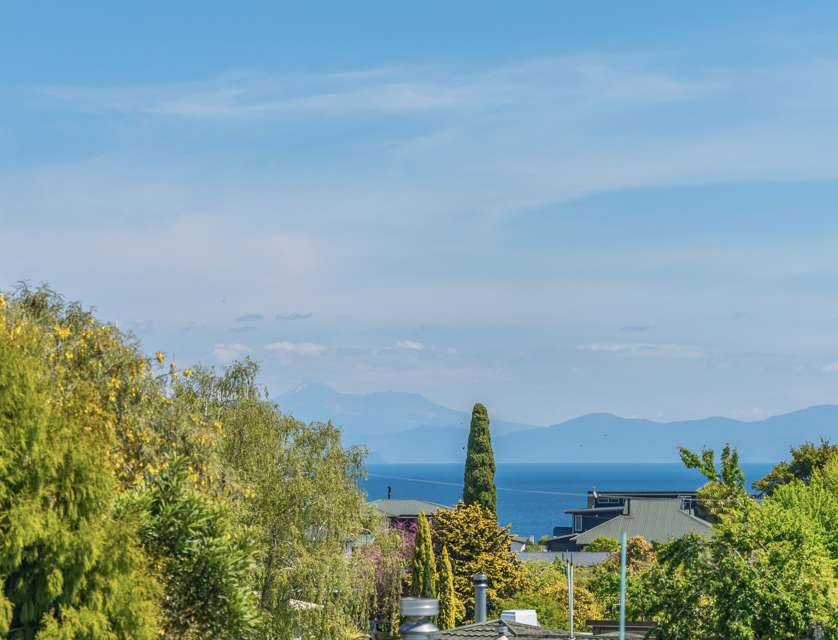 2/50 Henry Hill Road, Taupo, Waikato, 4房, 3浴, 独立屋