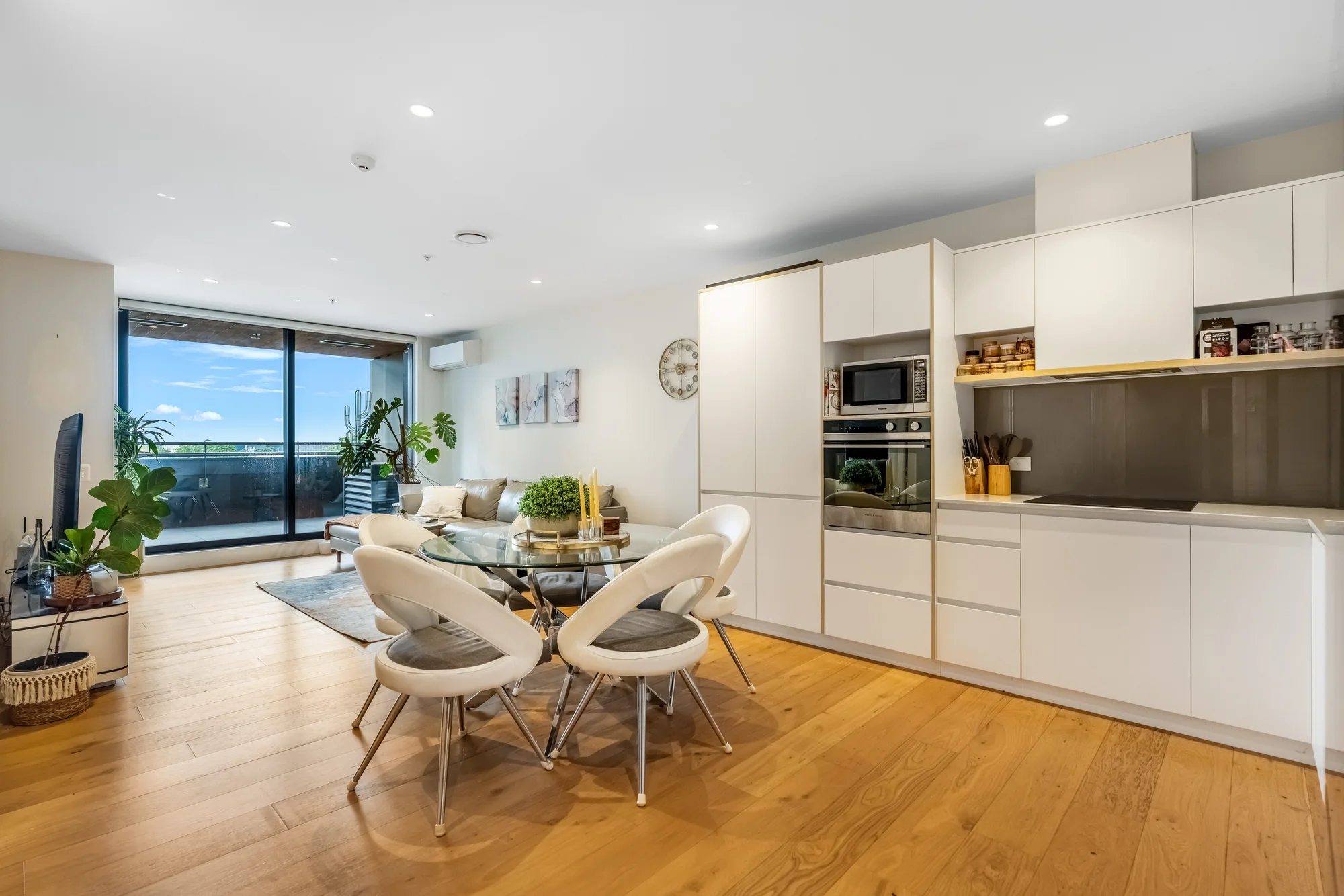 Onehunga 2غرفة نوم Present ALL Offers | Overseas Owner Says Sell