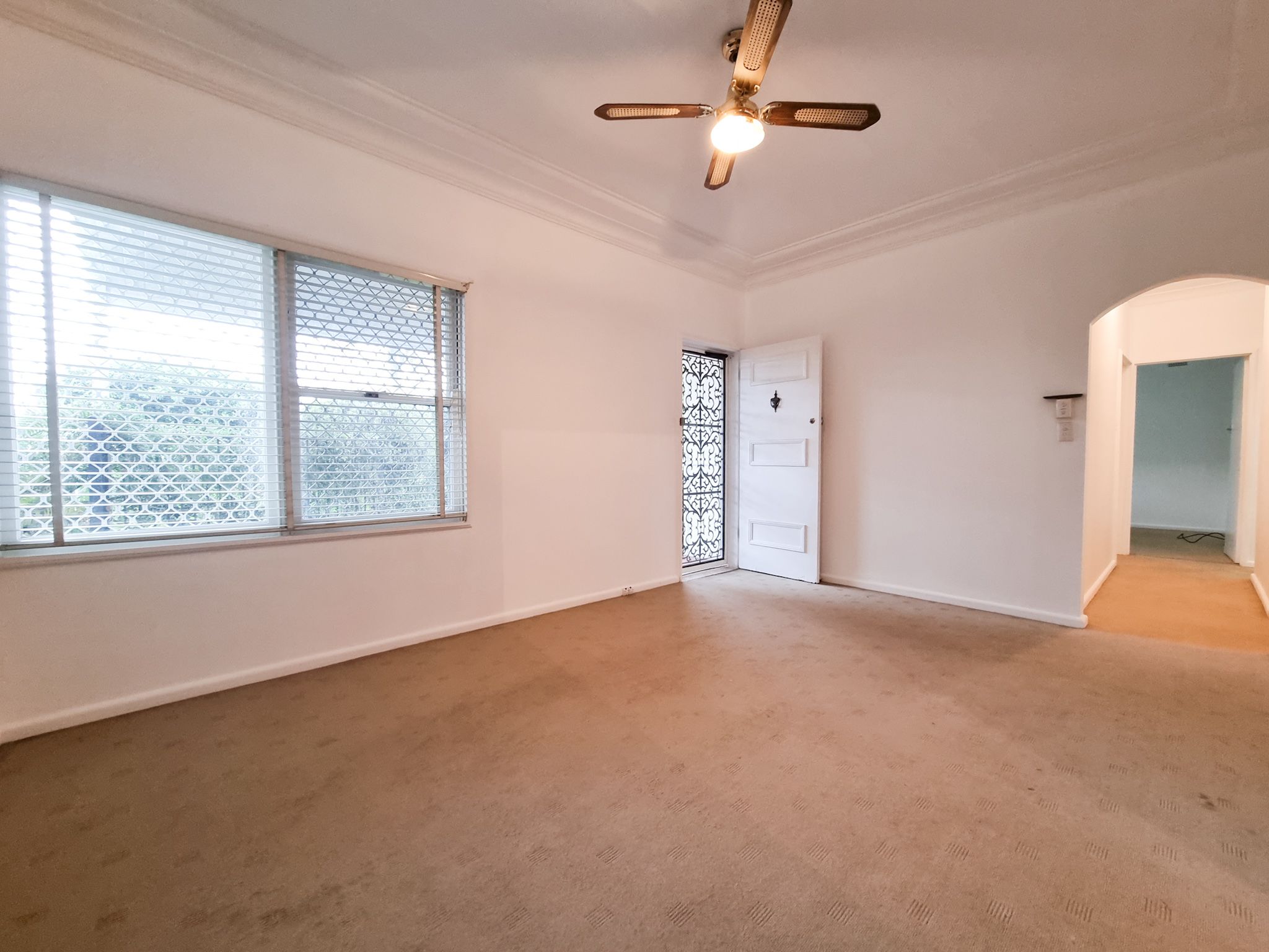 1 WAMINDA AV, CAMPBELLTOWN NSW 2560, 0 Kuwarto, 0 Banyo, House