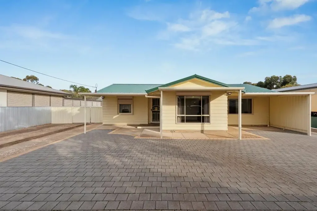 8 Centenary Avenue, Balaklava, SA 5461