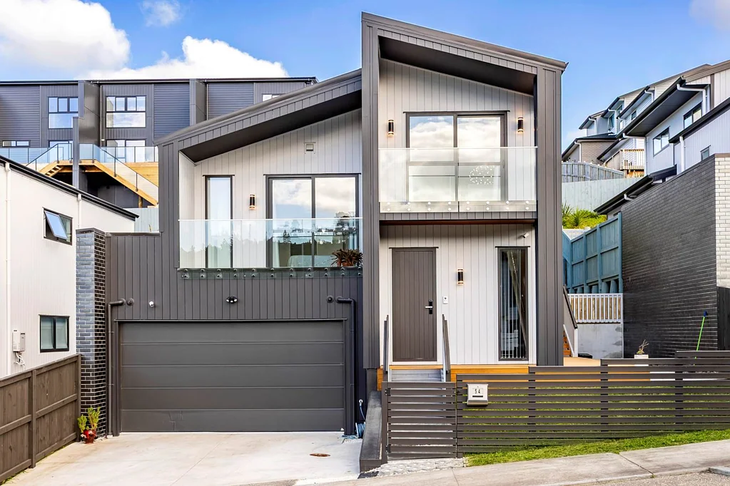 Orewa 4Kwarto Contemporary Elegance in Orewa