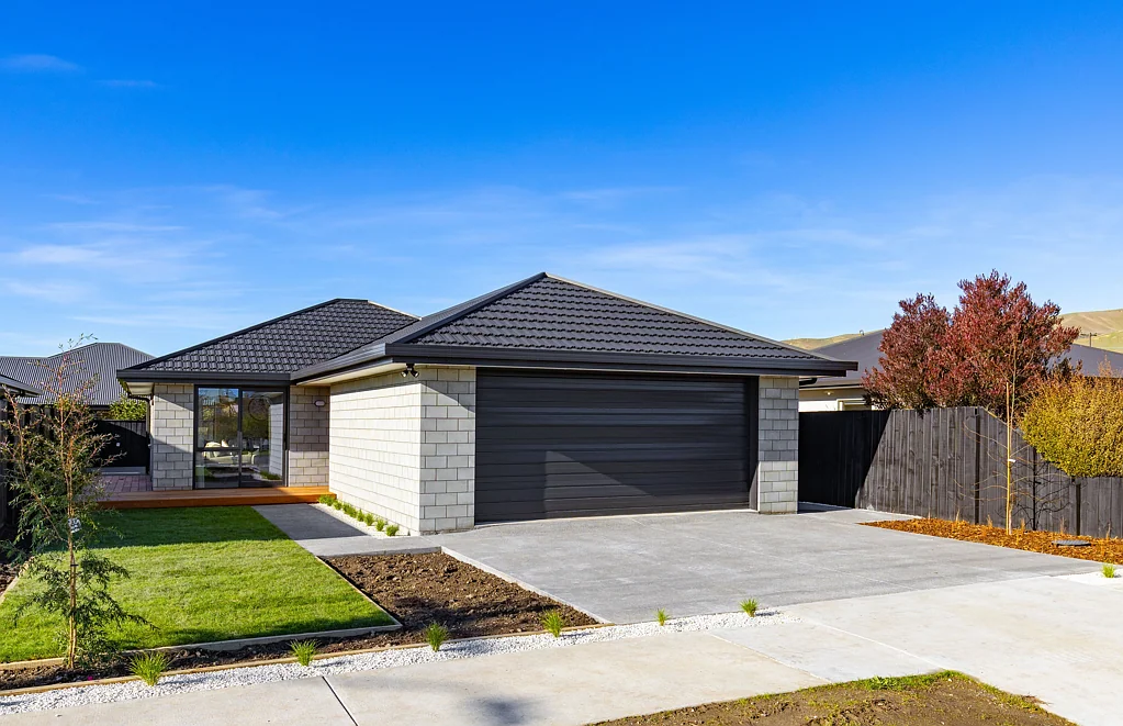 Redwoodtown 4ਬੈੱਡਰੂਮ Easy care smart new build – impeccable finish