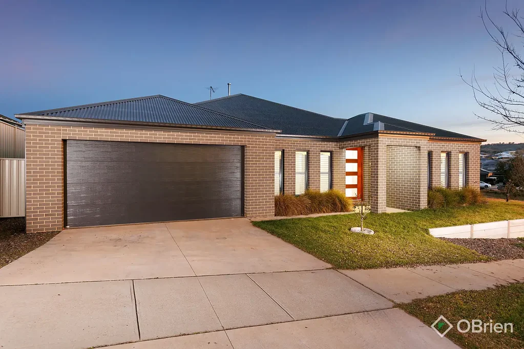 4 Avenel Circuit, Wodonga, VIC 3690