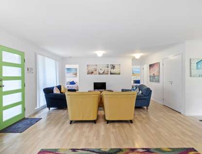 52 Valley Drive, Mollymook Beach, NSW 2539, 3 Bedrooms, 2 Bathrooms, House