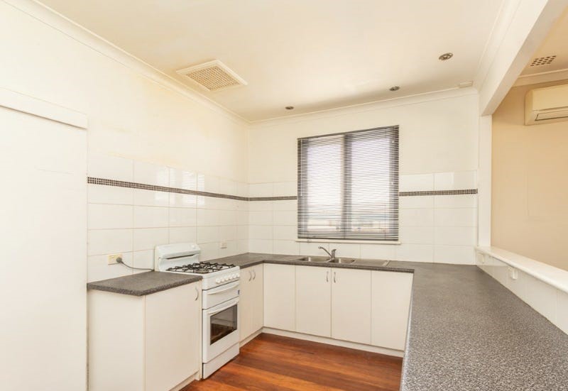 30 BARNSLEY ST, QUEENS PARK WA 6107, 0 Schlafzimmer, 0 Badezimmer, House