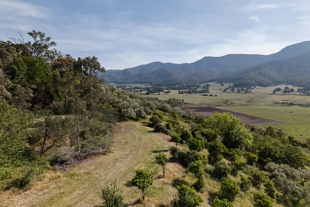 528 Redbank Mongans Road, Mongans Bridge, VIC 3691