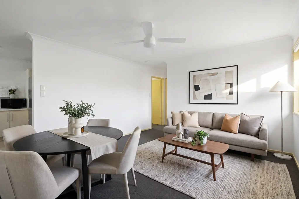 Southport 2 Bedroom PRIME SOUTHPORT POSITION - LOW-MAINTENANCE LIVING IN A BOUTIQUE COMPLEX