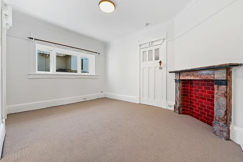 Spacious Two-Bedroom Apartment Moments from the Beach