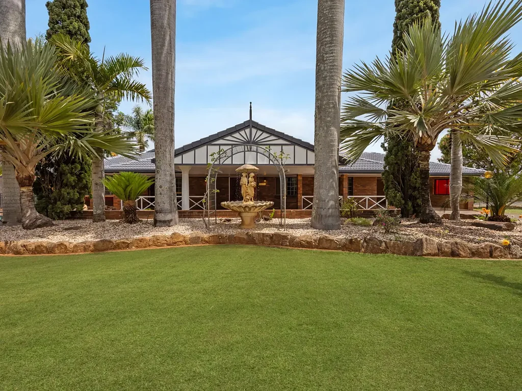 Karrabin  City Fringe Acreage Estate
