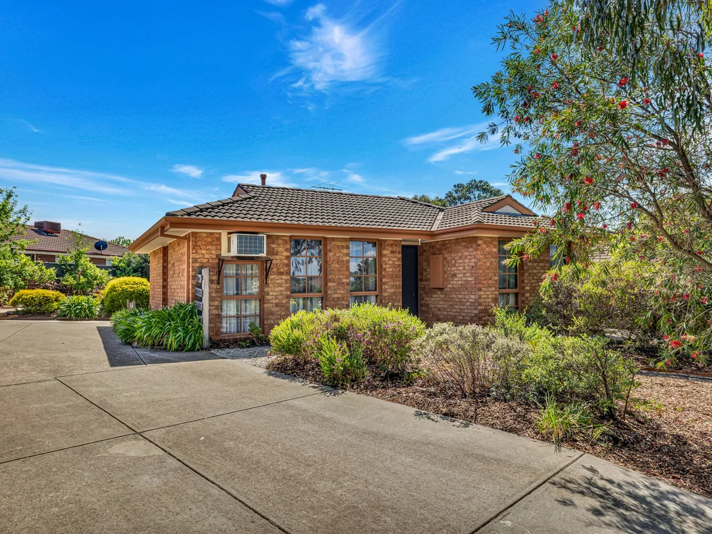 90 Underbank Boulevard, Bacchus Marsh, VIC 3340
