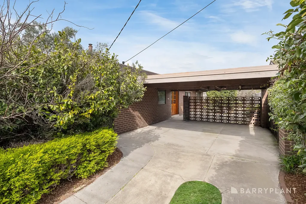 Aspendale 3 Slaapkamer Timeless Charm with Exciting Future Potential