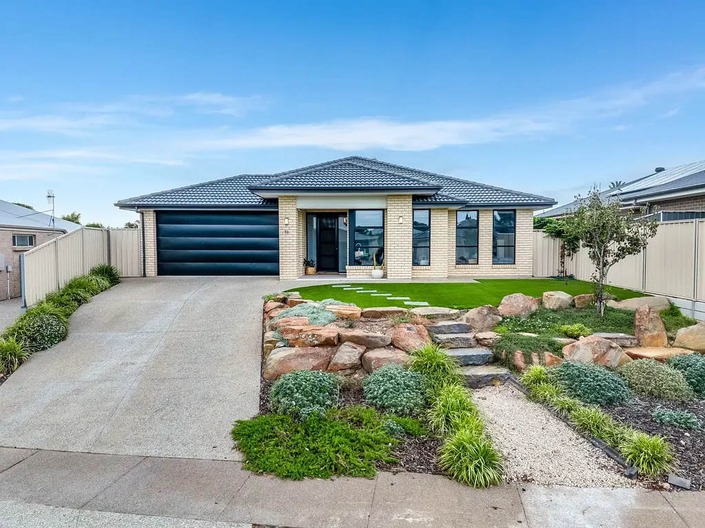 Hindmarsh Island 5房  Spacious Family Living on a Generous 1,010sqm Allotment
