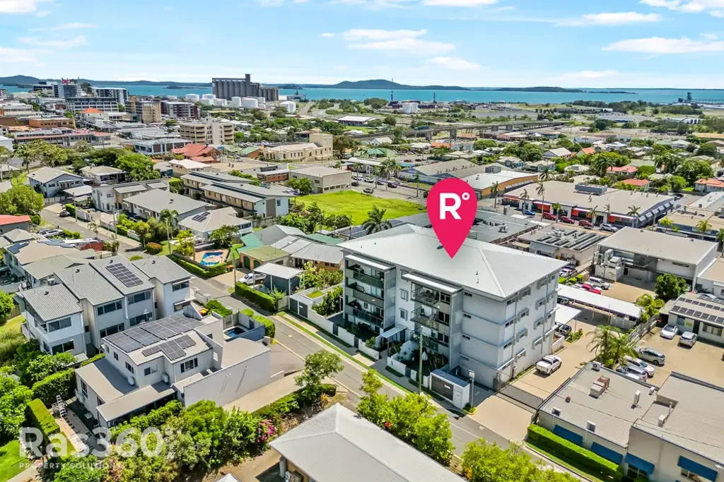 Gladstone Central 2Zimmer Stylish CBD Apartment with Harbour & Island Views – Secure Investment