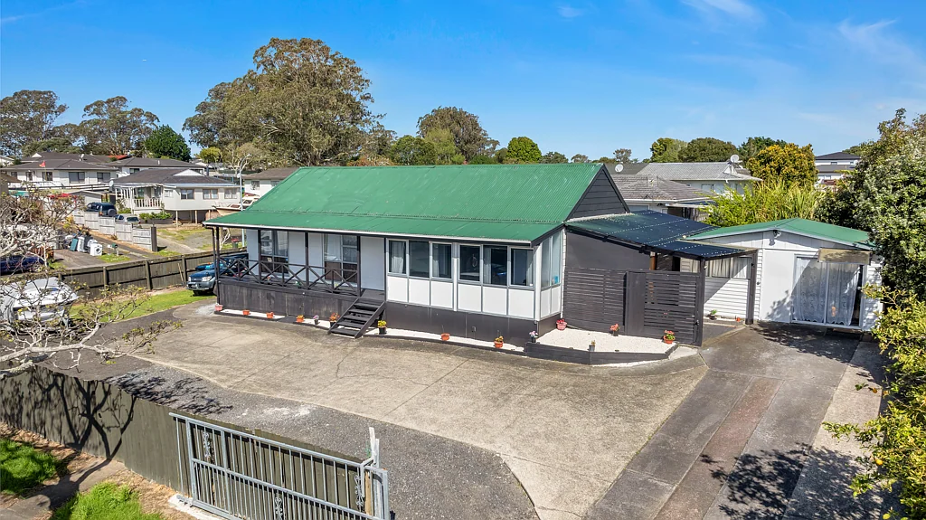 7 Frobisher Way, Clendon Park, Manukau City, Auckland
