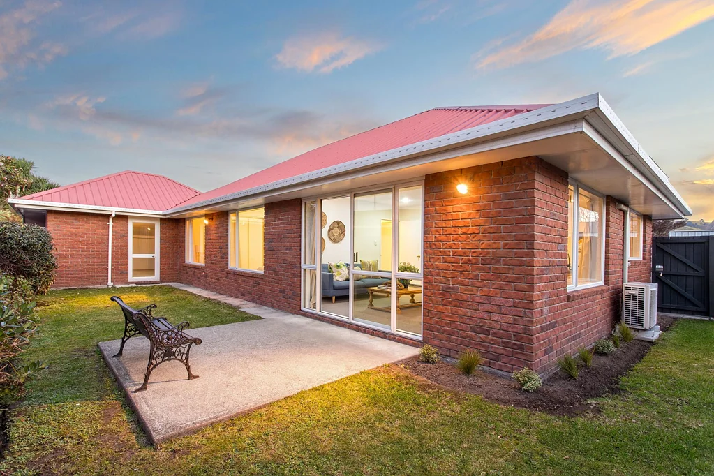 Woolston 3房  SO MUCH FOR SO LITTLE - MUST BE SOLD!