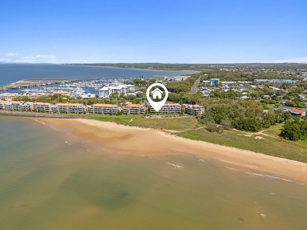 Urangan 1Phòng ngủ SALT AIR & OCEAN VIEWS - BEACHFRONT LIVING STARTS HERE!