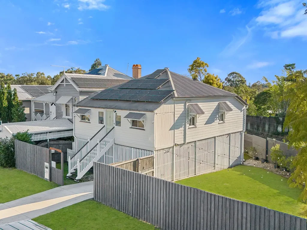 Annerley 3 Bedroom Beautifully Renovated and Ready For Inspection!