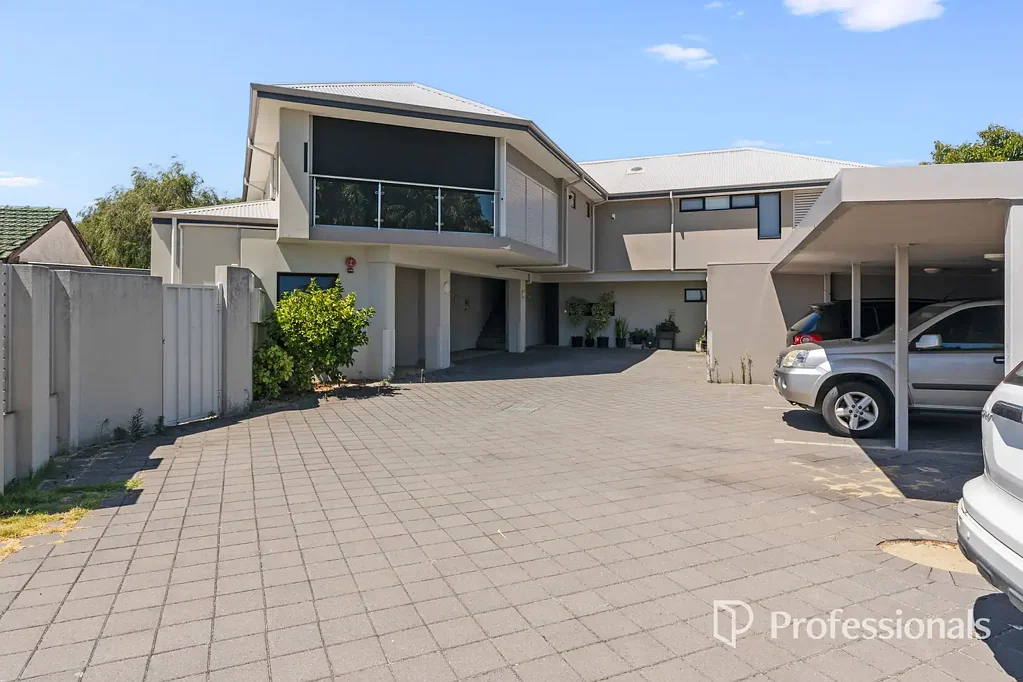 2/33 Ganfield Way, Balga, WA 6061