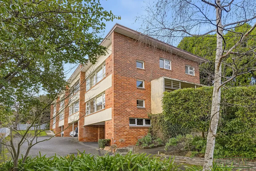 Sandy Bay 1房  Elevated lifestyle with captivating river views