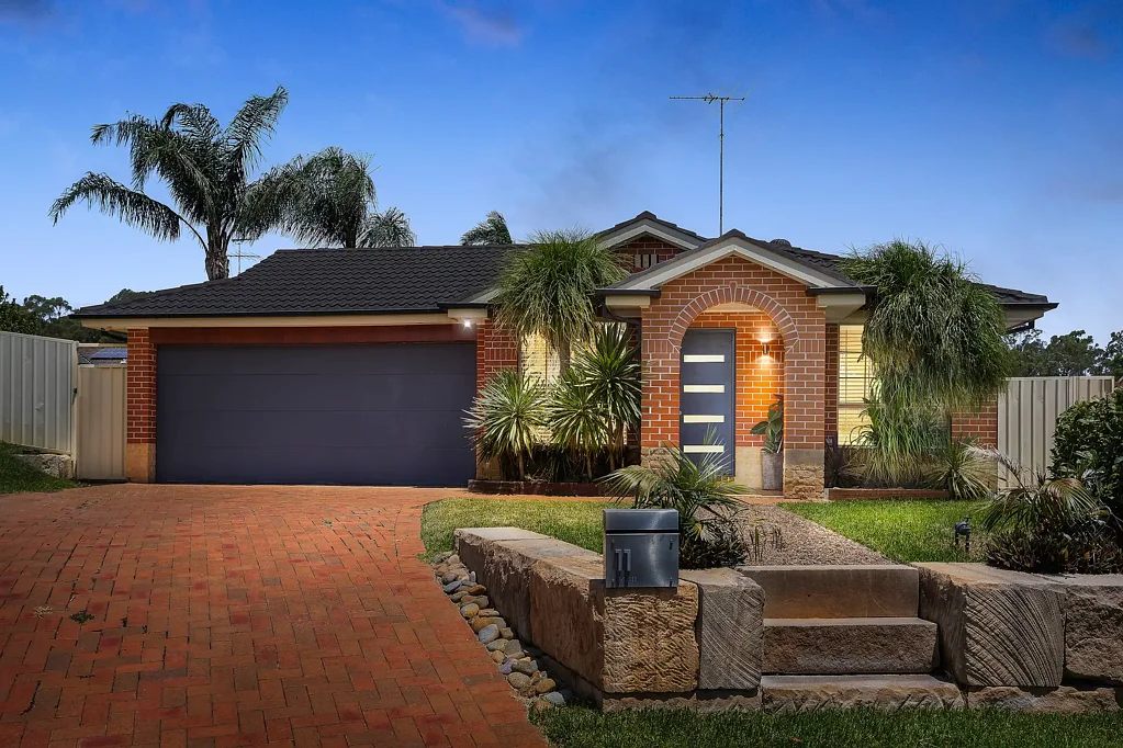11 Fairywren Close, Glenmore Park, NSW 2745