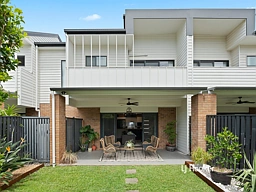 10 Solomon Street, Banyo