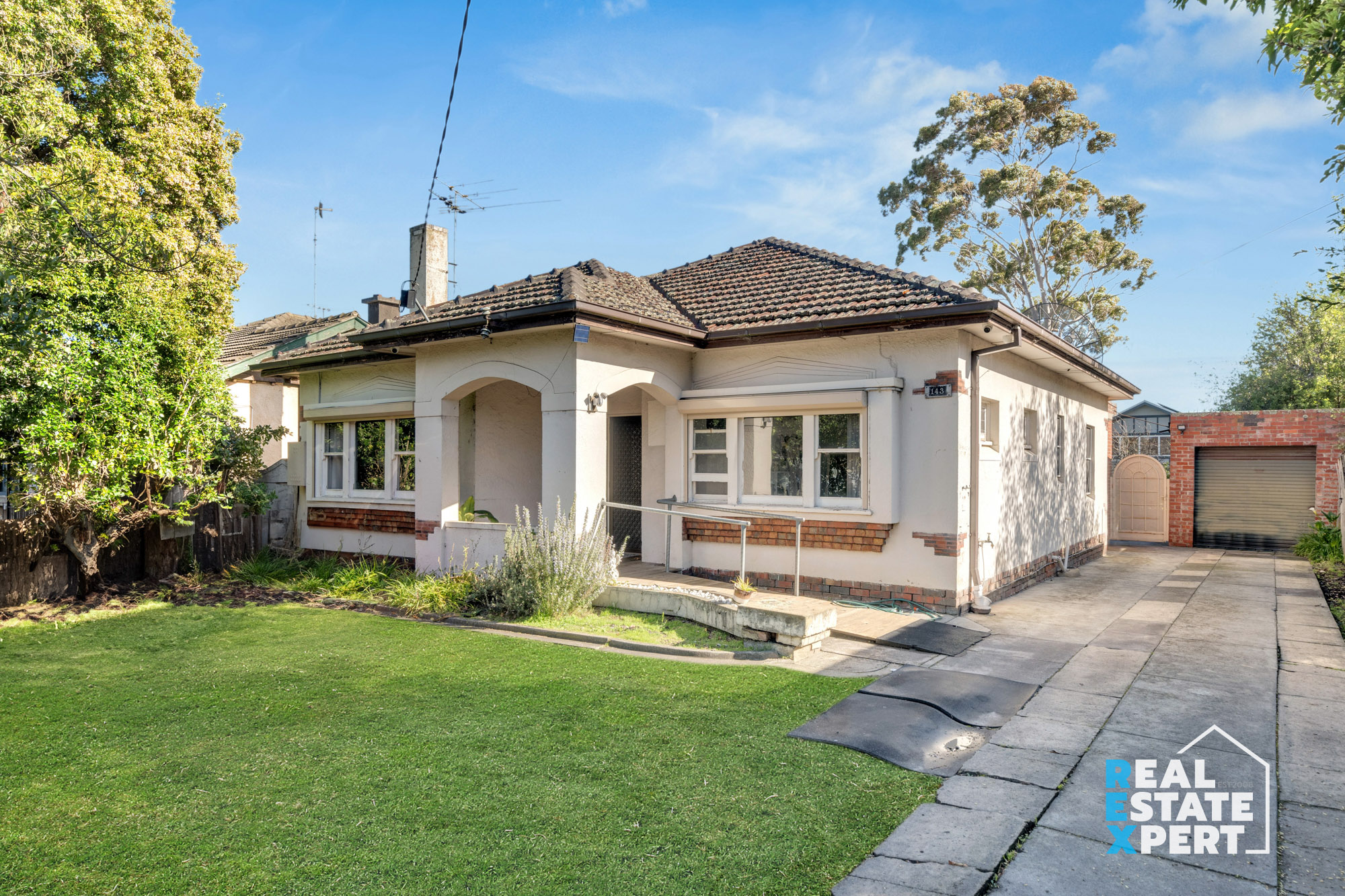 143 WARRIGAL RD, HUGHESDALE VIC 3166, 0 침실, 0 욕실, House