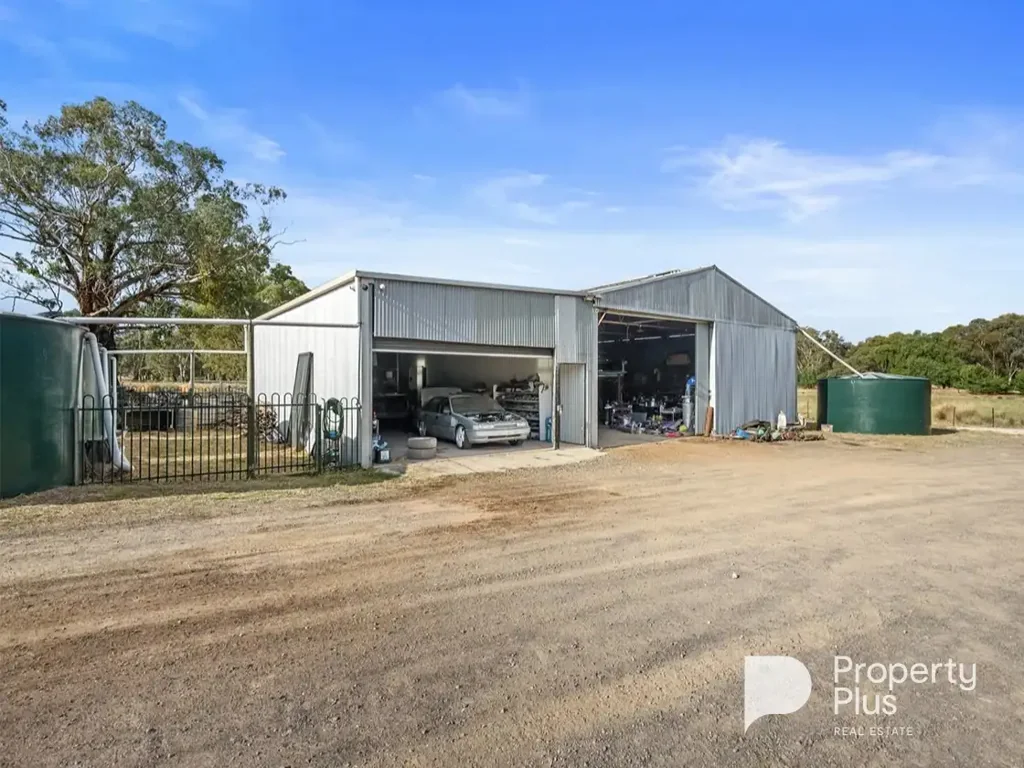 15 Logan Road, Bowenvale, VIC 3465