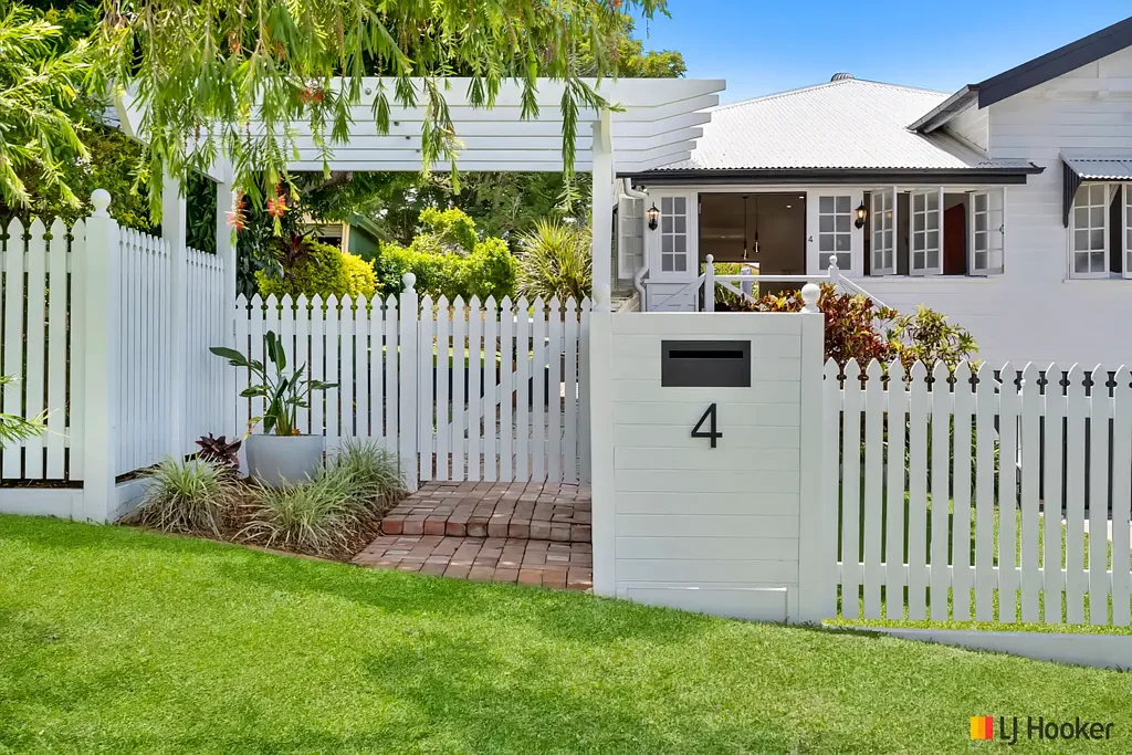 4 Macgregor Street, The Range, QLD 4700