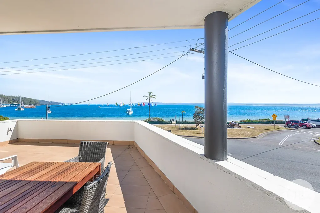 Nelson Bay 2房  Exceptional Beachside Opportunity