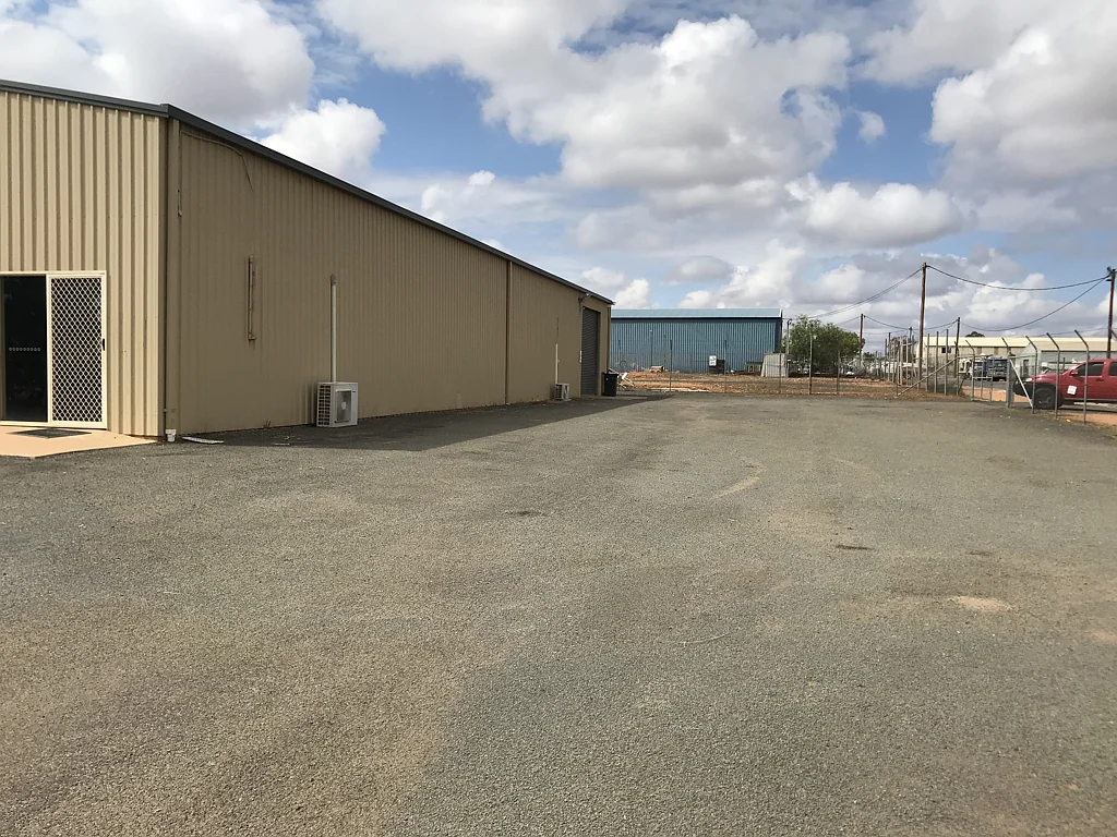 10 Cornish Street, Cobar, NSW 2835