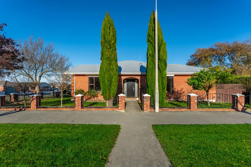 Highfield 3Phòng ngủ You Don’t Want to Miss This Beaut!