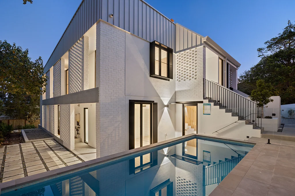 Peregian Beach 4房  CONSTRUCTION COMPLETE - VIEW TODAY