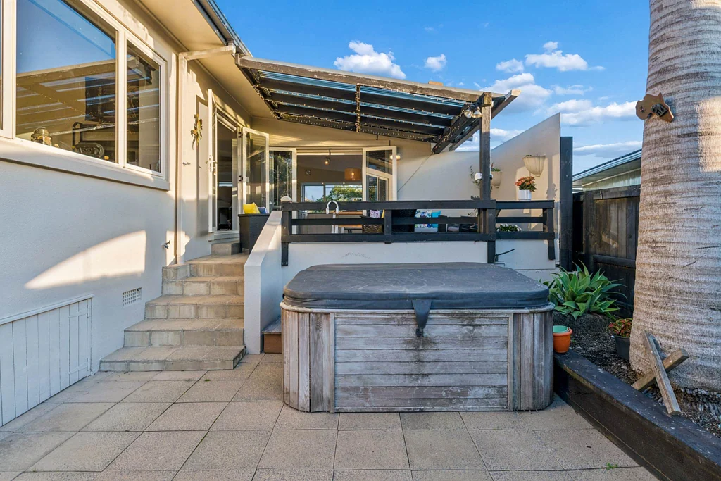 Pakuranga Heights 4Habitaciones Single Level Space with a Large Flat Backyard
