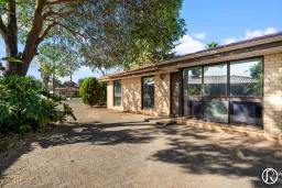 34 Dansie Crescent, Brahma Lodge