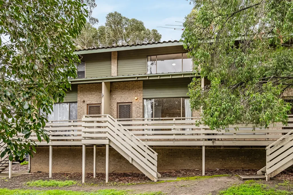 Woodforde 2房  Lock-and-Leave Simplicity in a Scenic Foothills Setting
