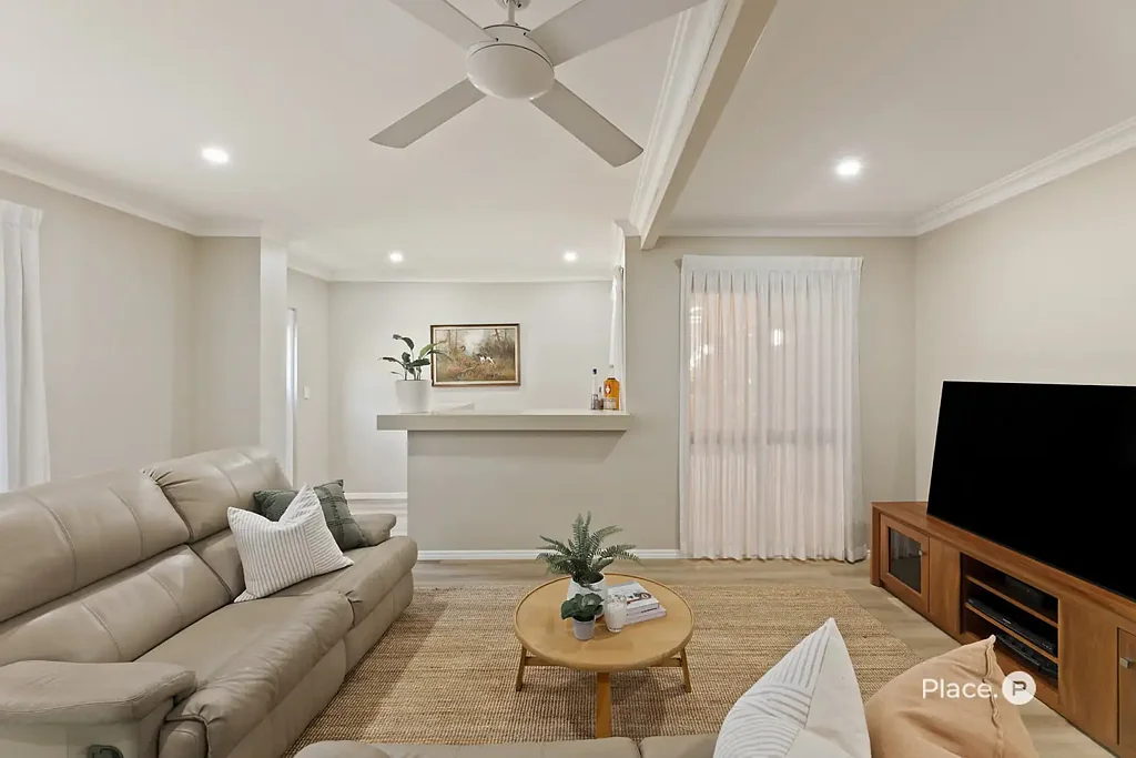 3 Brechin Street, Mansfield, QLD 4122