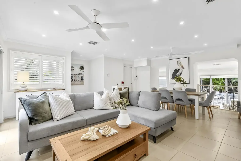 Mona Vale 3Zimmer Modern Coastal Living - Perfectly Positioned for Convenience