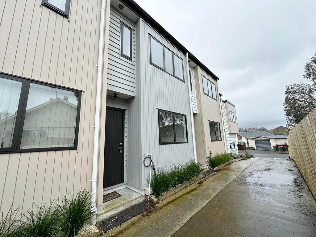 New Build - Three Bedrooms