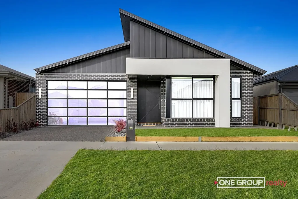 Mickleham 4침실 Luxury Living, Premium Upgrades & A Perfect Greenbelt Outlook