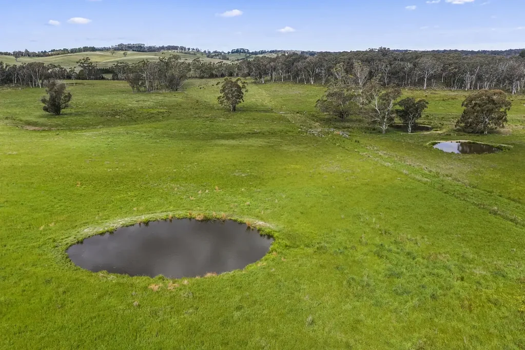 1261 Wombeyan Caves Road, High Range, NSW 2575