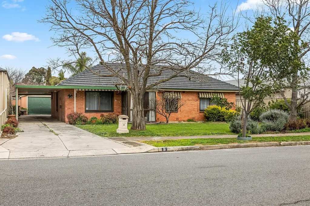 9 Raggatt Crescent, Mitchell Park, SA 5043