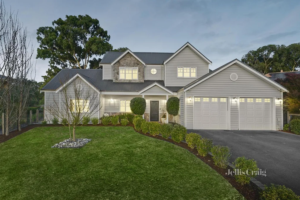 111 Kalbar Road, Eltham, VIC 3095